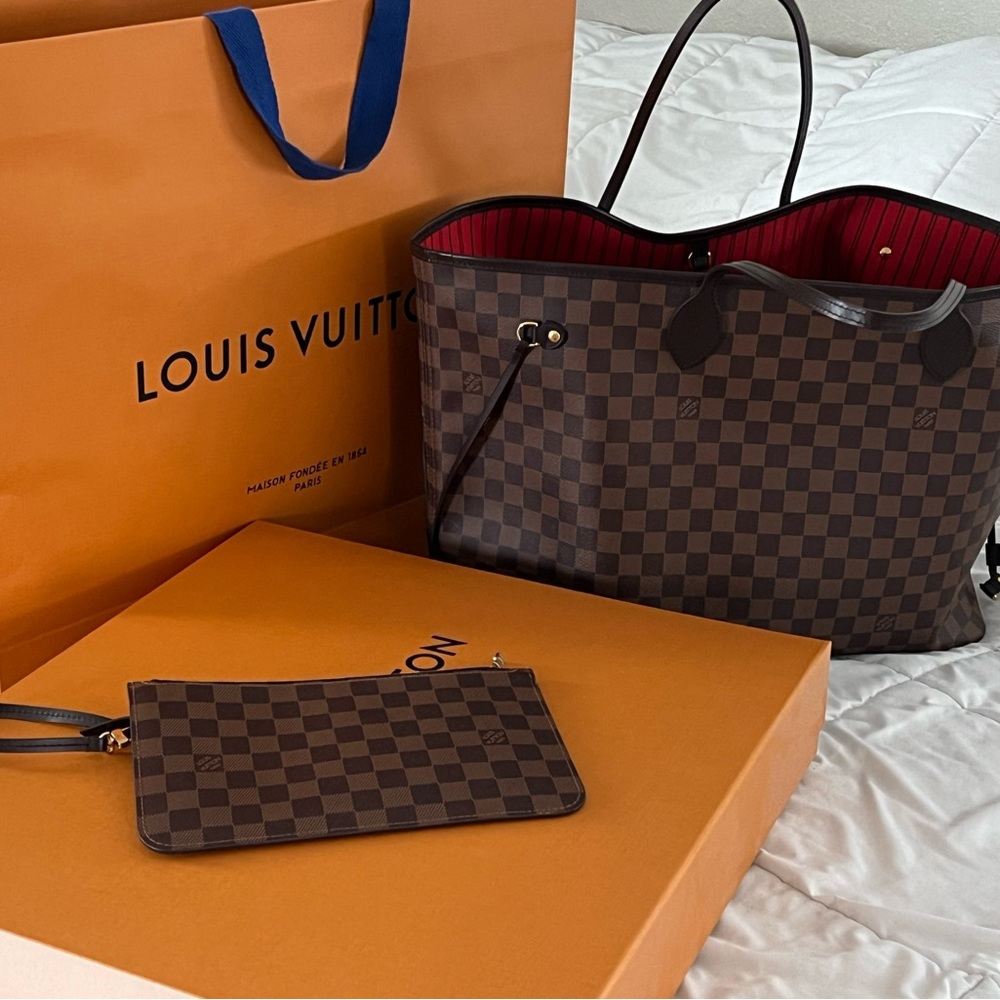 Authentic Louis Vitton Never full GM